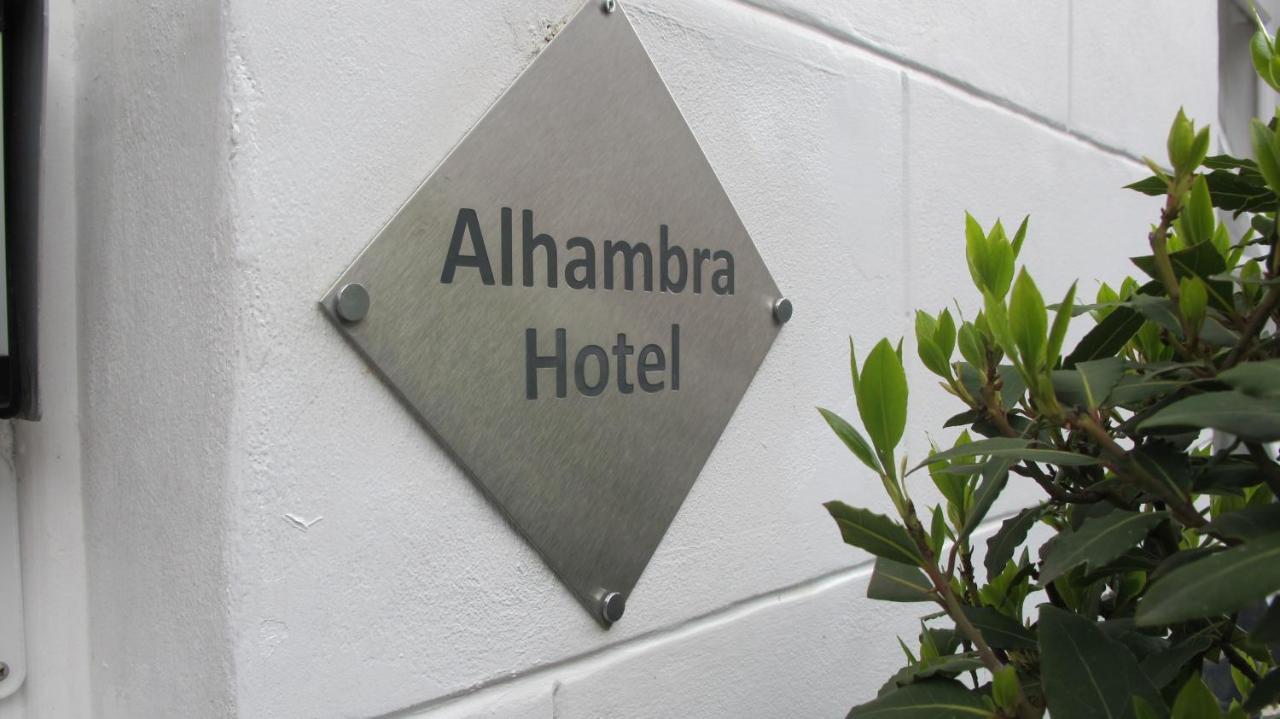 Alhambra Hotel Londra Dış mekan fotoğraf