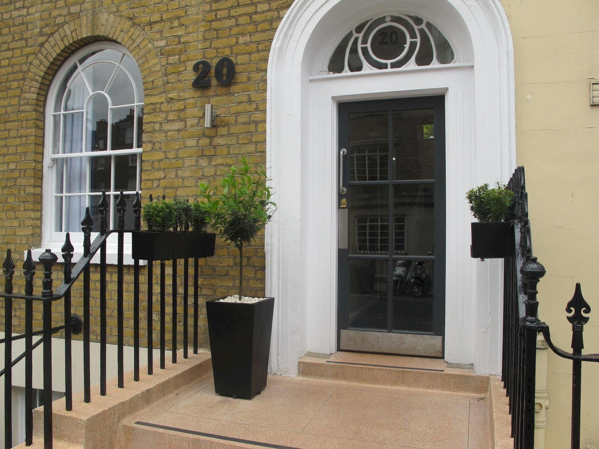 Alhambra Hotel Londra Dış mekan fotoğraf